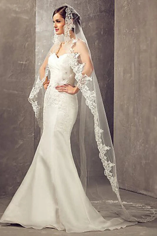 White Ivory Wedding Veils Lace Edge Cathedral Length Wedding Bridal Veil with Comb