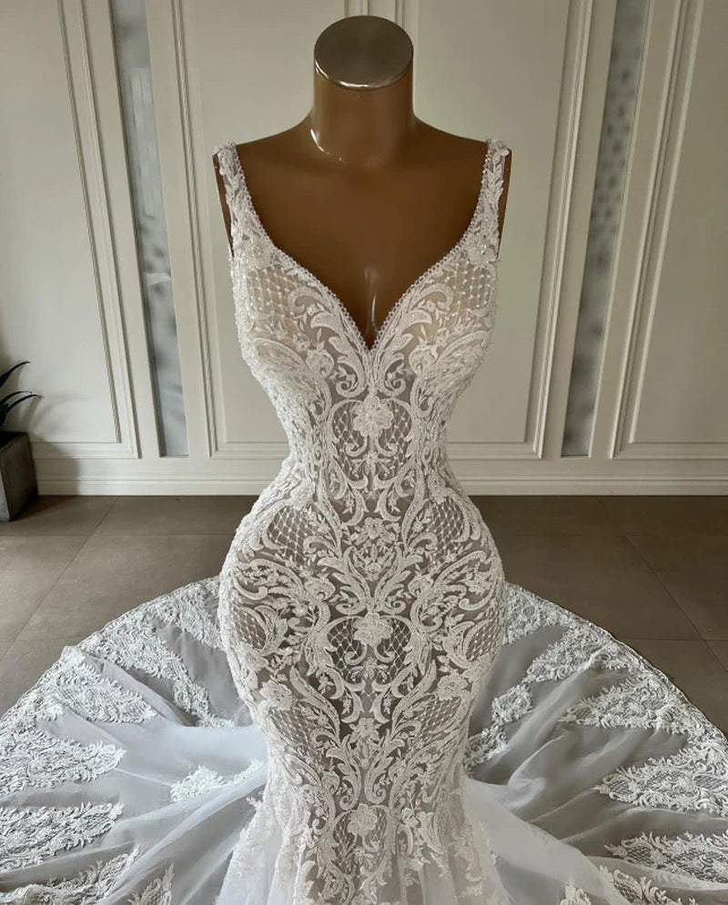 Mermaid Lace Sweetheart Wedding Dress V-Neck Long Bridal Dress with Train
