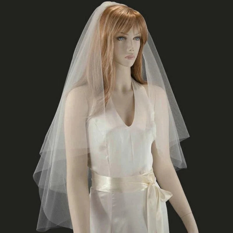 Elegant White Short Tulle with Comb Wedding Veils | Bridelily