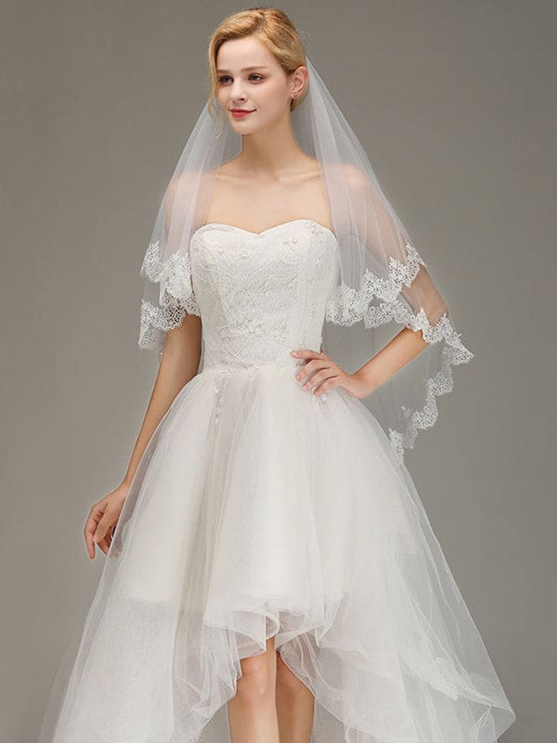 1.5M Lace Edge Short Comb Two Layers Wedding Veils | Bridelily