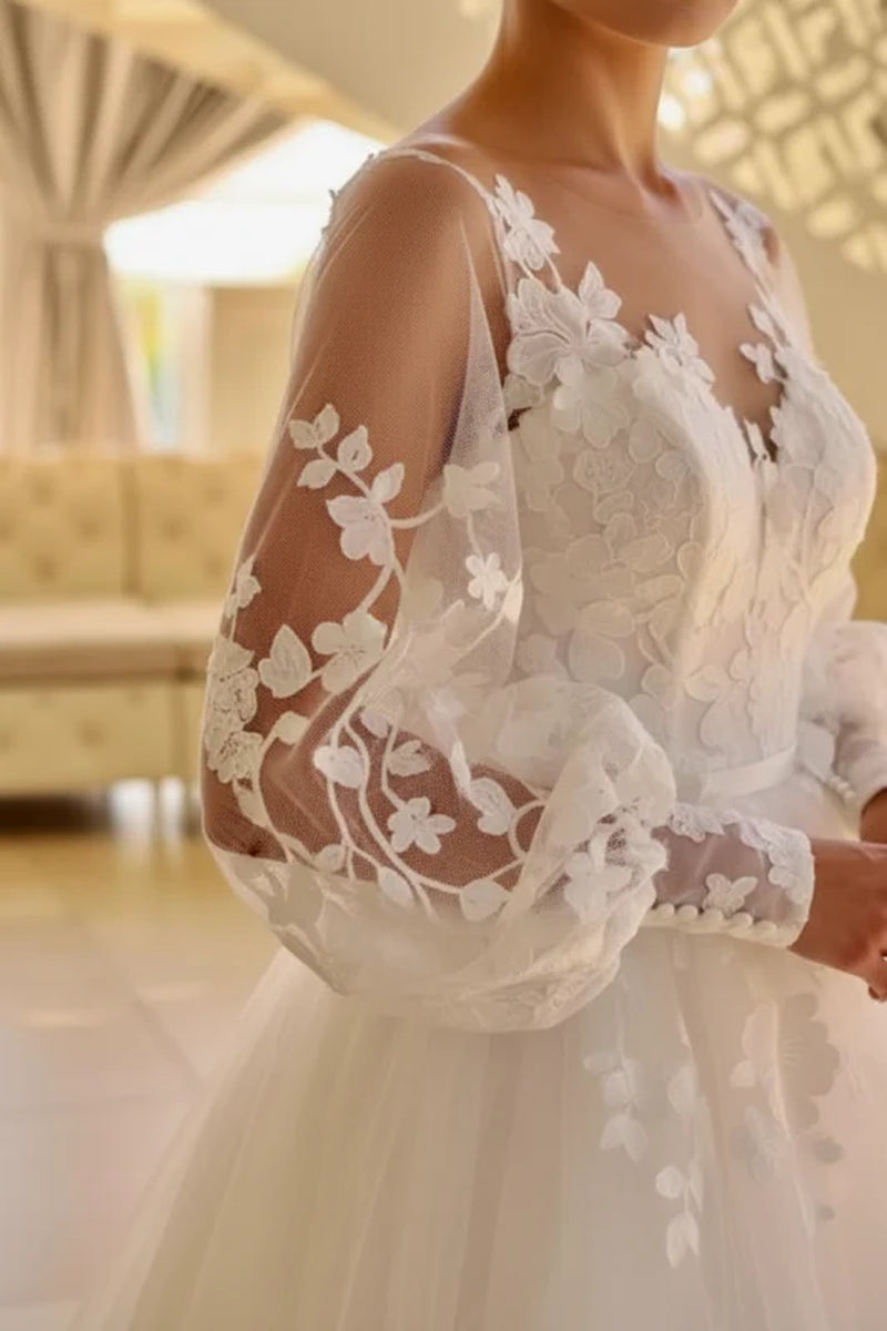 Romantic Long Sleeve Lace Wedding Dress with Appliques Aline Tulle Bridal Gown V-Neck