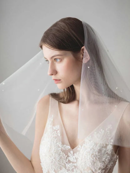 Fashion Pearl Tulle Beads with Comb Wedding Veils | Bridelily