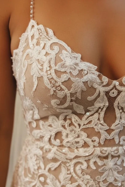 Spaghetti Strap Mermaid Lace Applique Long Train Wedding Dress