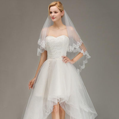 Lace Edge Short with Comb Two Layers Wedding Veils | Bridelily