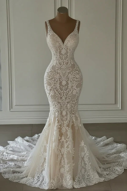 Mermaid Lace Sweetheart Wedding Dress V-Neck Long Bridal Dress with Train