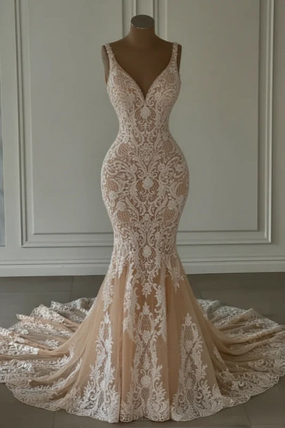 Mermaid Lace Sweetheart Wedding Dress V-Neck Long Bridal Dress with Train