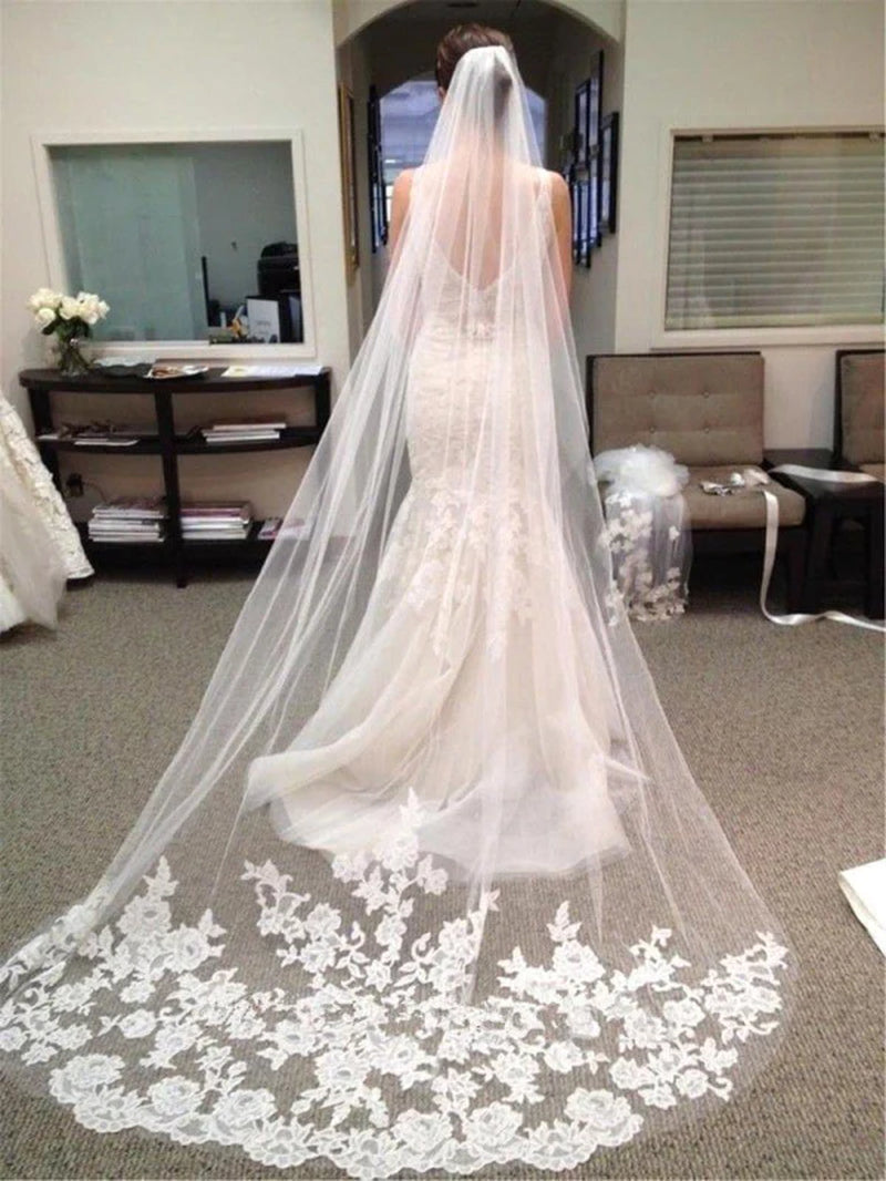 One-Layer Lace Appliques Long Wedding Veils | Bridelily